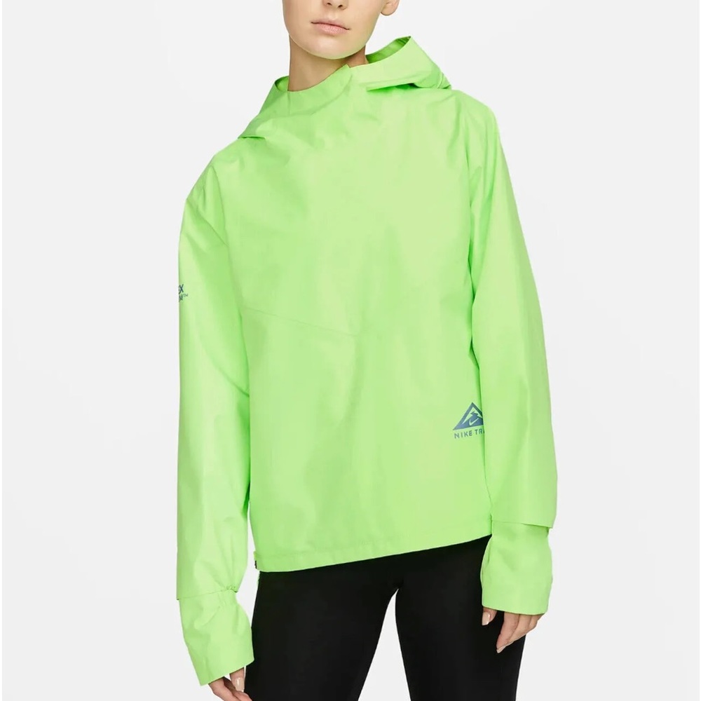 Nike GORE-TEX Infinium Women's Trail Running Neon Jacket GLOW IN THE DARK LOGO